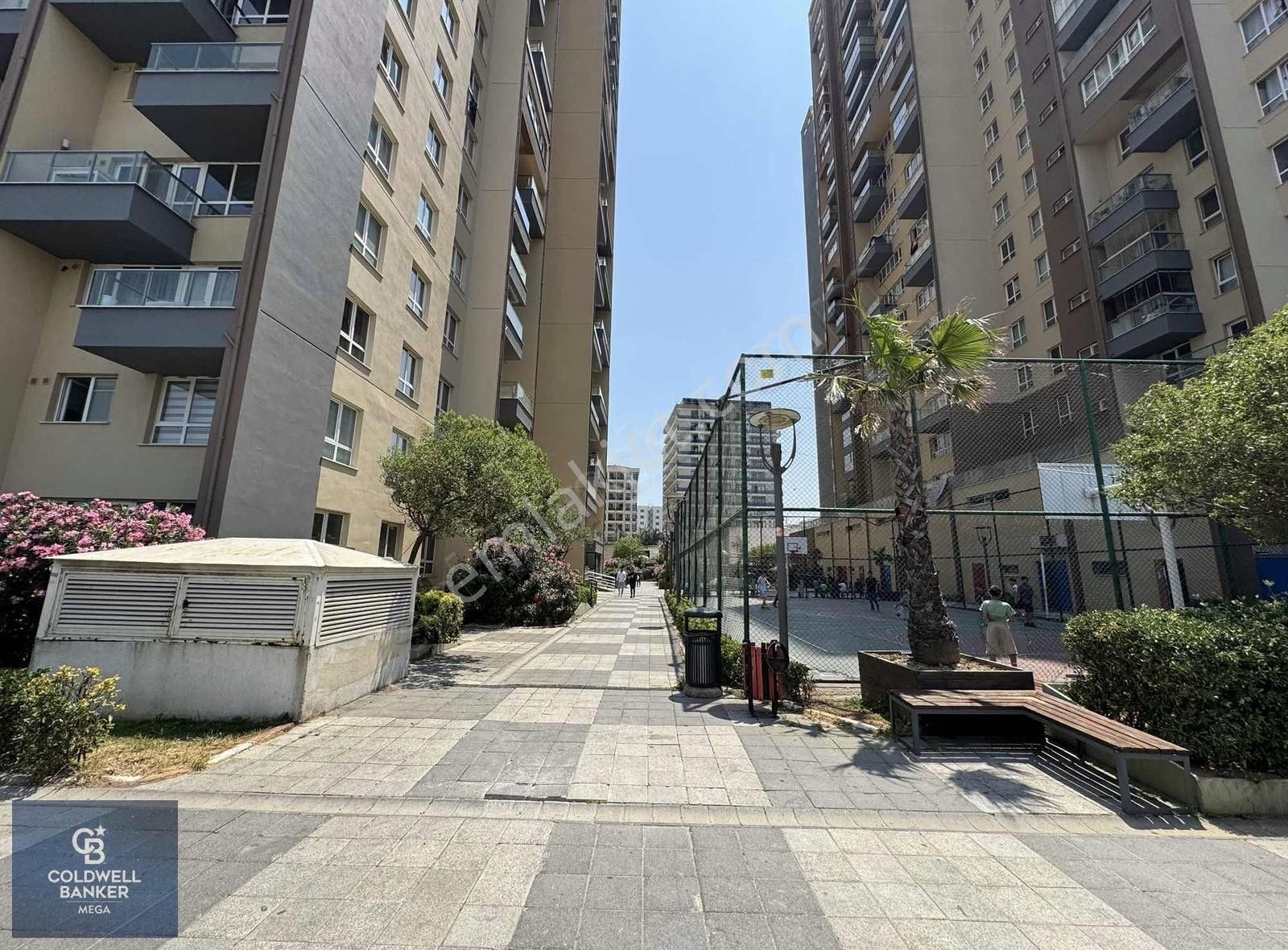 Esenyurt Sitede 3+1 Hane Plus Kiralık Daire