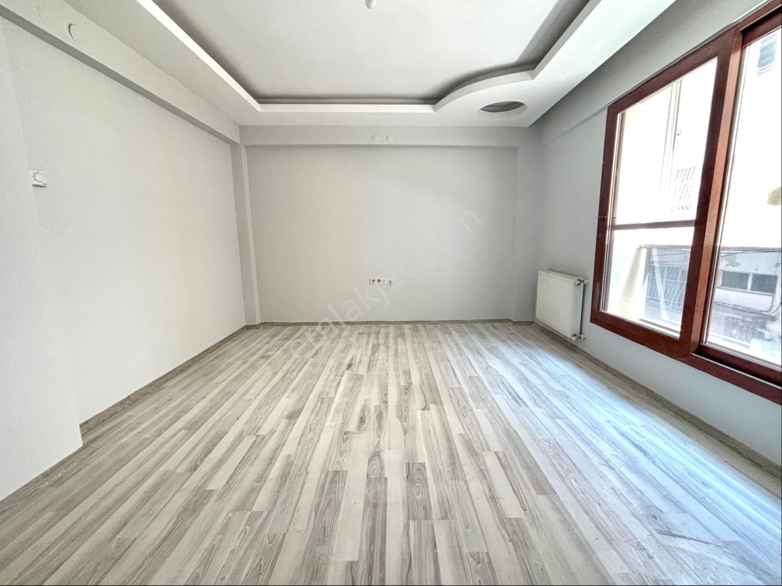 Konak Atilla Mah.de Arakat Doğalgazlı Satılık 2+1 Daire
