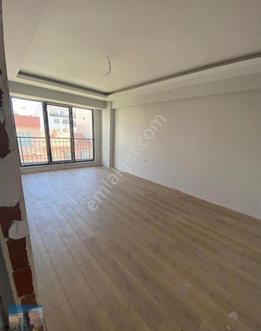 S1048 Ayhan Gezer Emlak'ta 600 Evler Mah 2+1 Ara Kat Sıfır Daire