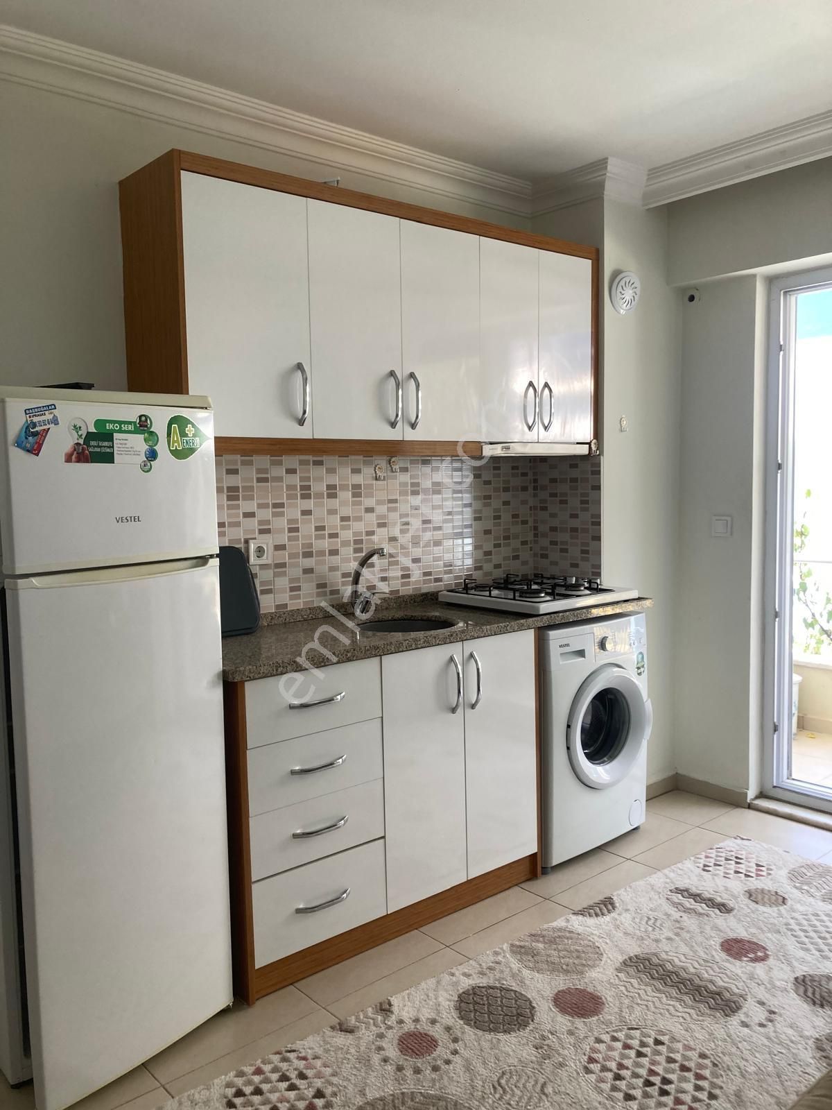 Ender Uysal Gayrimenkulden Zeytinköyde Arakat 1+1 Eşyalı Apart Daire