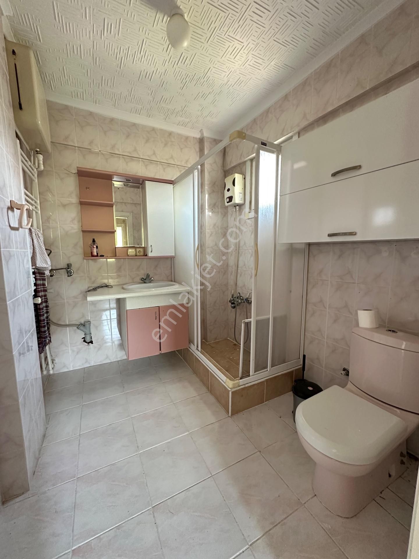 Çanakkale Lapseki Umurbey'de Boğaz Manzaralı, Denize Sıfır Site İçerisinde Müstakil Villa - Görsel 15