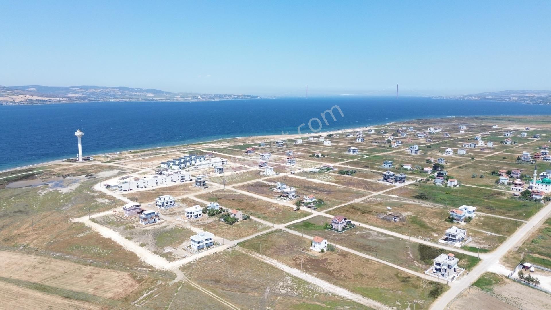 Çanakkale Lapseki Umurbey'de Boğaz Manzaralı, Denize Sıfır Site İçerisinde Müstakil Villa - Görsel 31