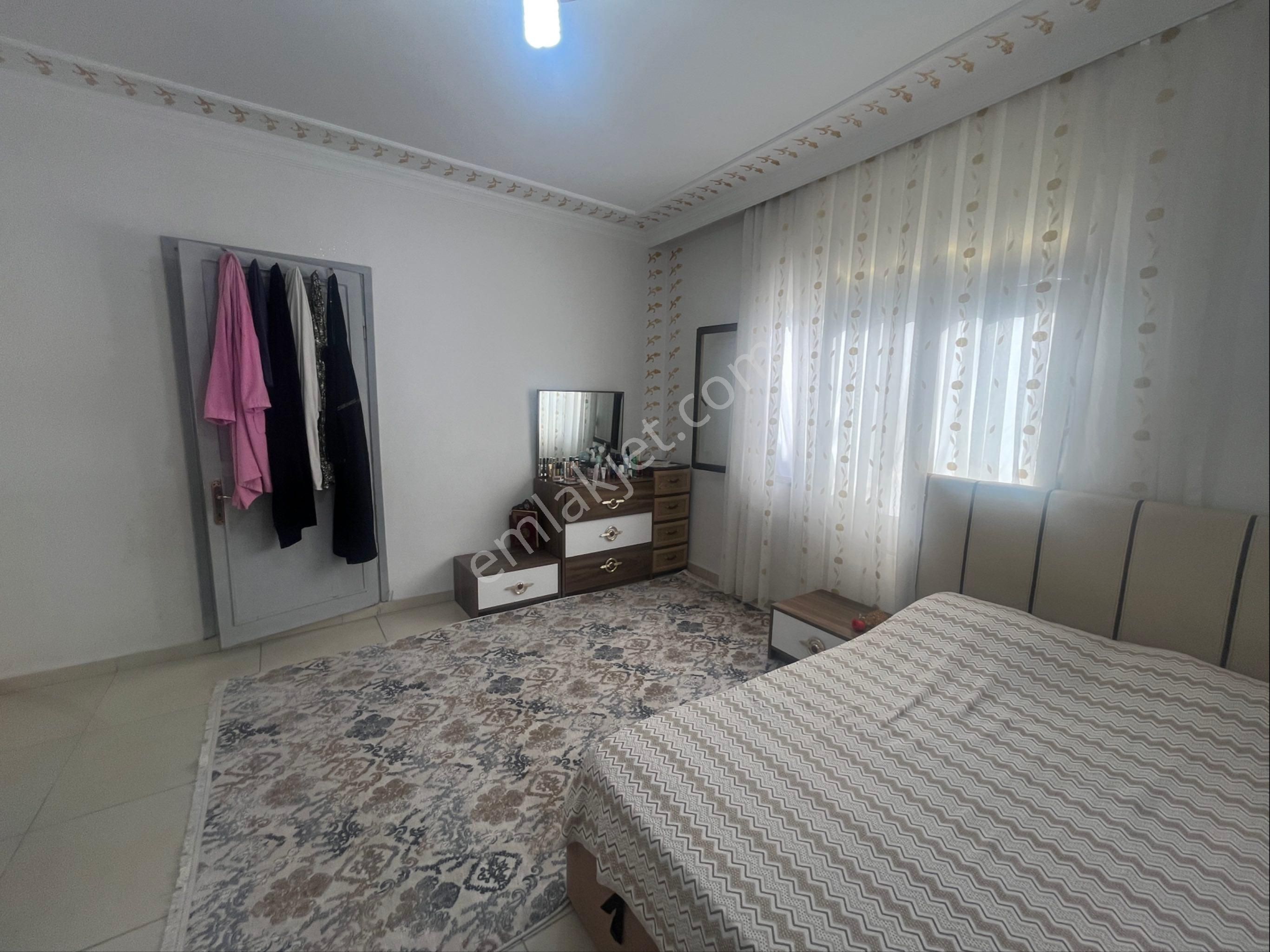 Otuzbeş’ten Acil Satılık 3 Katlı Komple Bina - Kelepir Fiyat - Yüksek Kira Getirisi! - Görsel 7