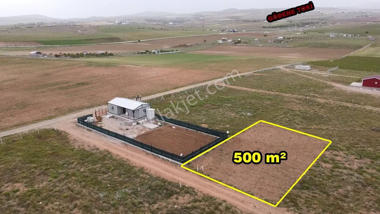 Eşref Topal Gayrimenkulden Meram Gödene De 500m2 İntikal Tapulu Bahçe