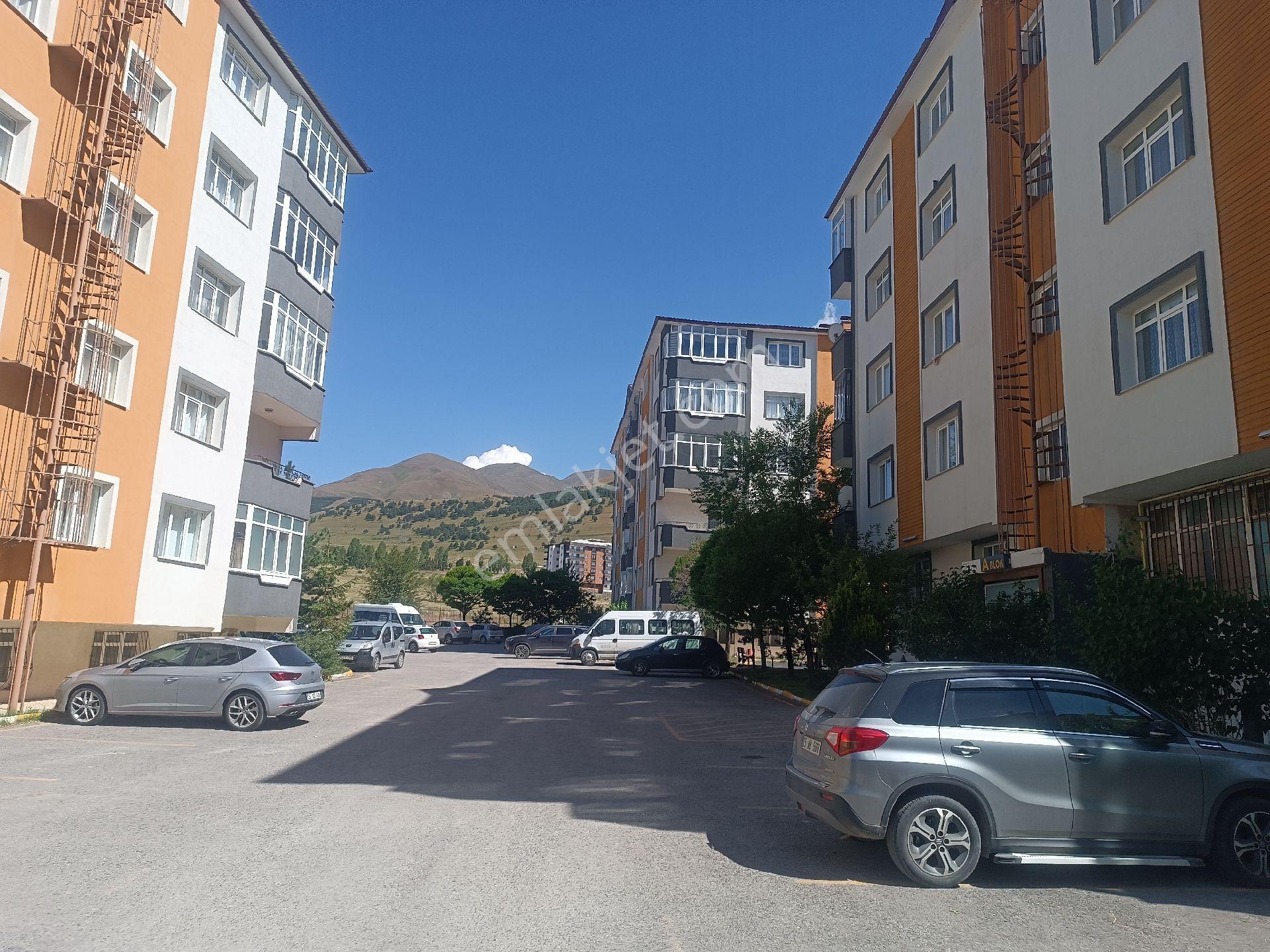 Yıldızkentmerkezde Manzaralı Güneşli 4 Artı 1 Büyük 4 Artı 1 Satılık Lüks Site Dairesi - Görsel 18