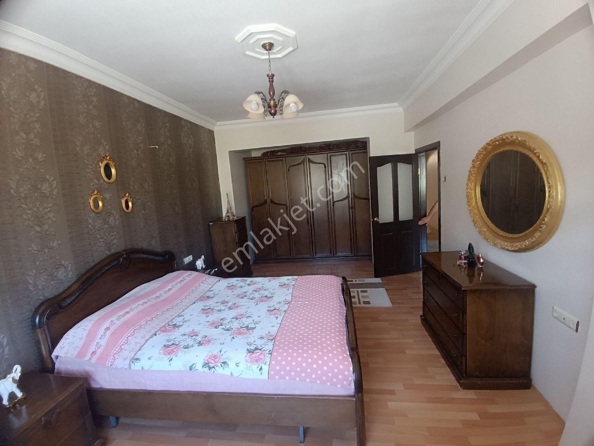 Yıldızkentmerkezde Manzaralı Güneşli 4 Artı 1 Büyük 4 Artı 1 Satılık Lüks Site Dairesi - Görsel 33