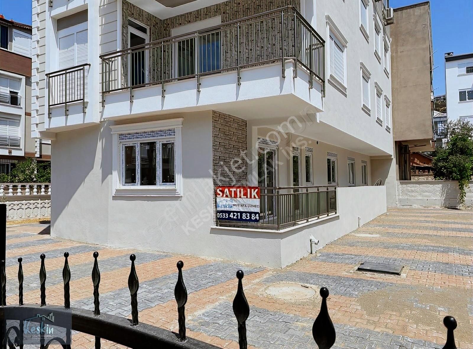 Esentepe'de Asansörlü Doğalgazlı Satılık Geniş 3+1 Giriş Daire