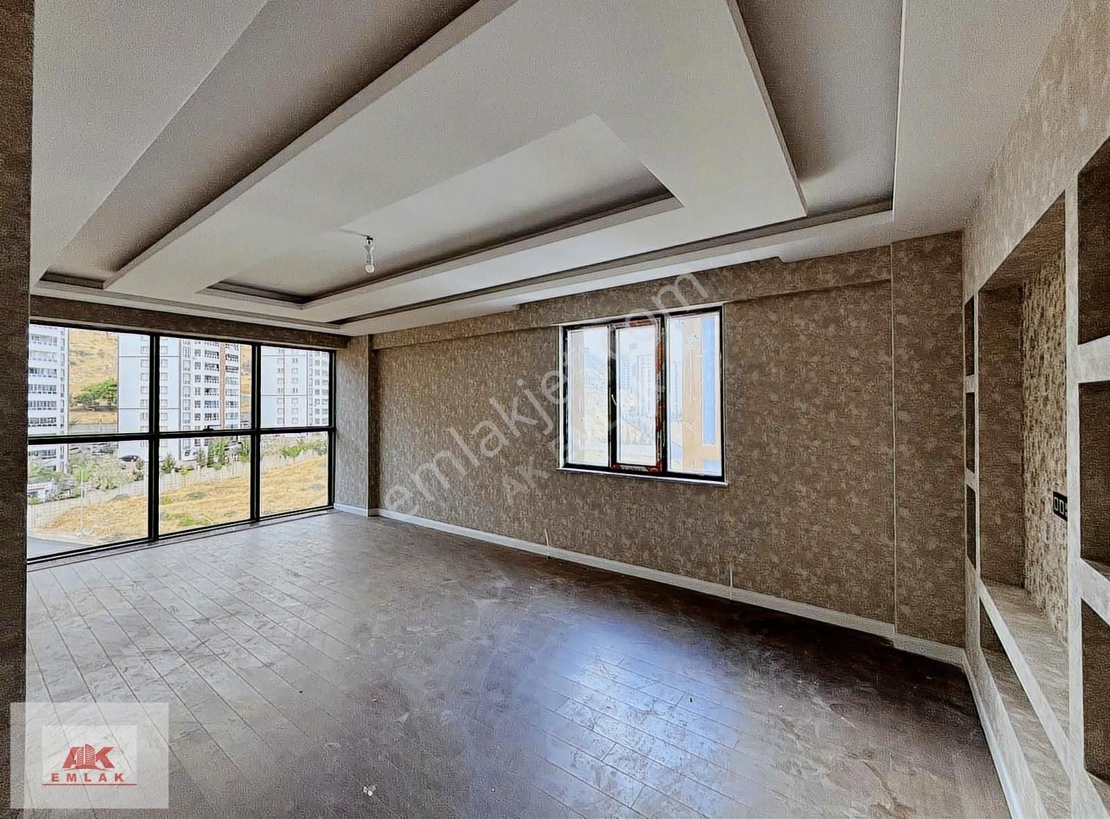 Site İçerisinde Lüks 4+1 Daire