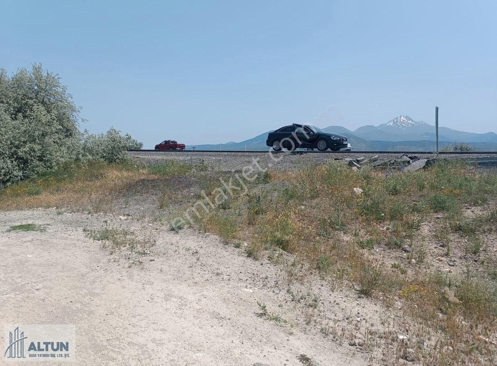 İncesu Osb Yanında Anayol Üzeri Satılık Tarla