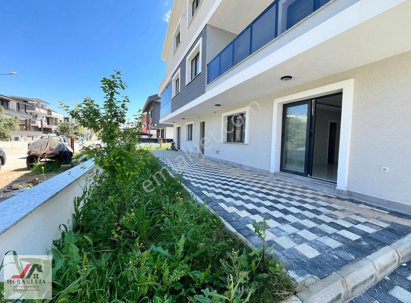 Çarşamba Pazarı Yanı Merkezde Yüksek Giriş Bahçeli Sıfır Daire