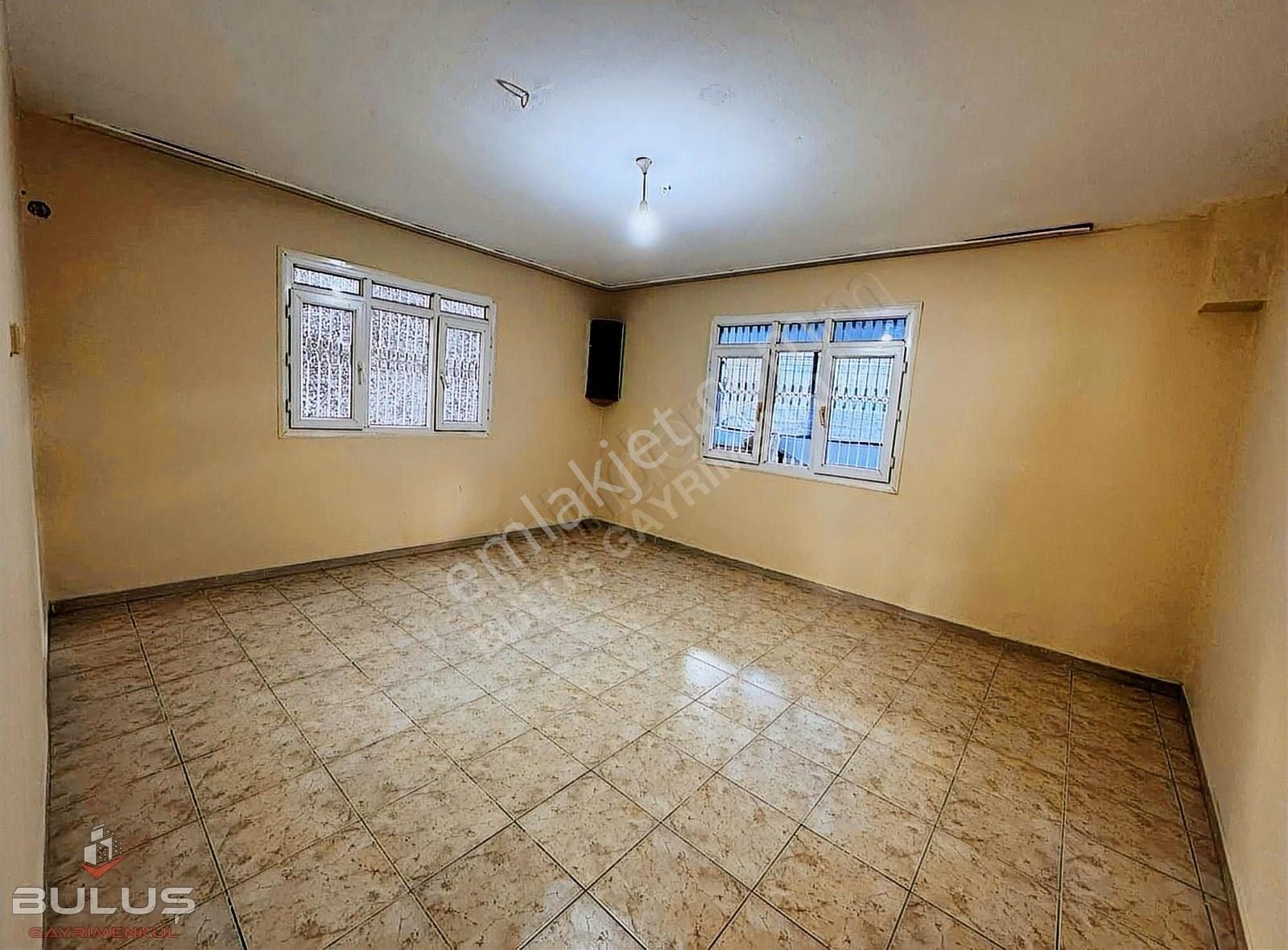 Gürselpaşa Da Kiralık 2+1 Kapalı Mutfak Müstakil