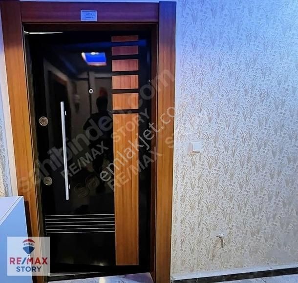 Çayırova İstiklal Cad. Asansörlü Ara Kat 2+1 Satılık Daire - Görsel 5