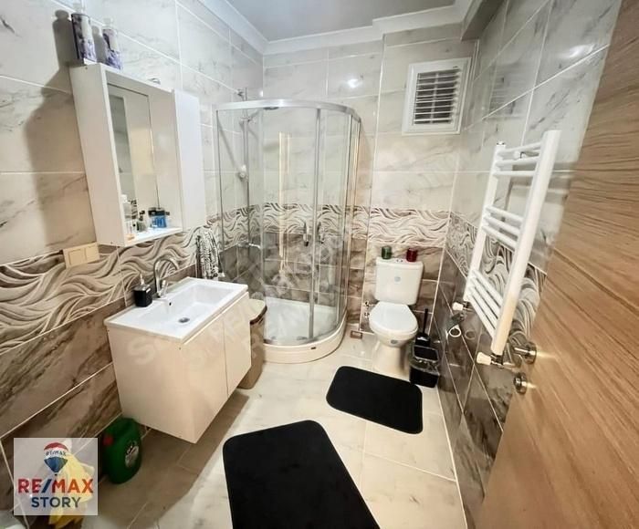 Çayırova İstiklal Cad. Asansörlü Ara Kat 2+1 Satılık Daire - Görsel 13