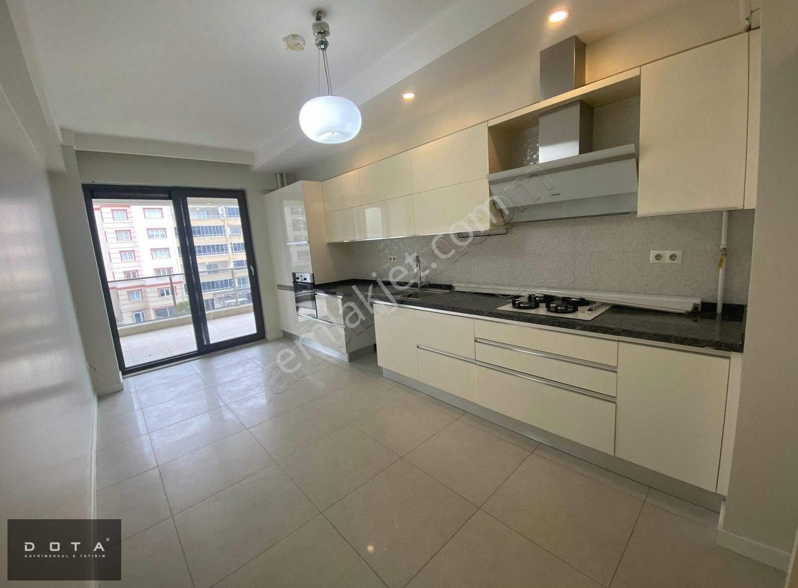 Dota'dan Cinkaya Blv. Egepark Sitesinde 4+1 210m2 Kiralık Daire