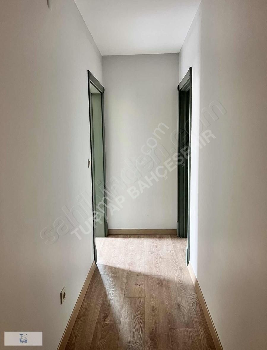 Bahçeşehir Gül D Tipi Teraslı Sıfır Tadilatlı Satılık Daire - Görsel 3