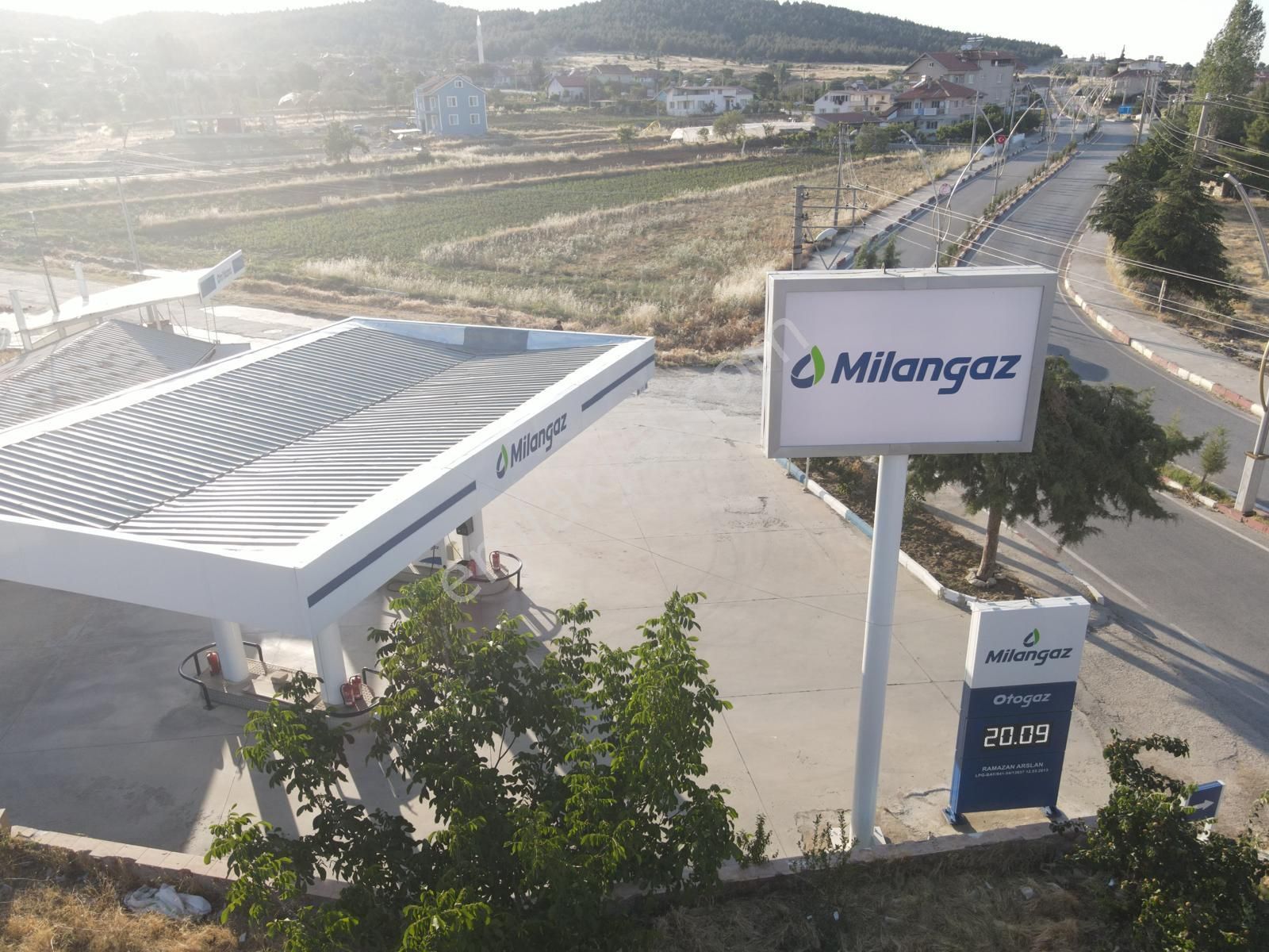 Ana Yol Üzerinde Satılık Akaryakıt + Lpg İstasyonu - Görsel 2