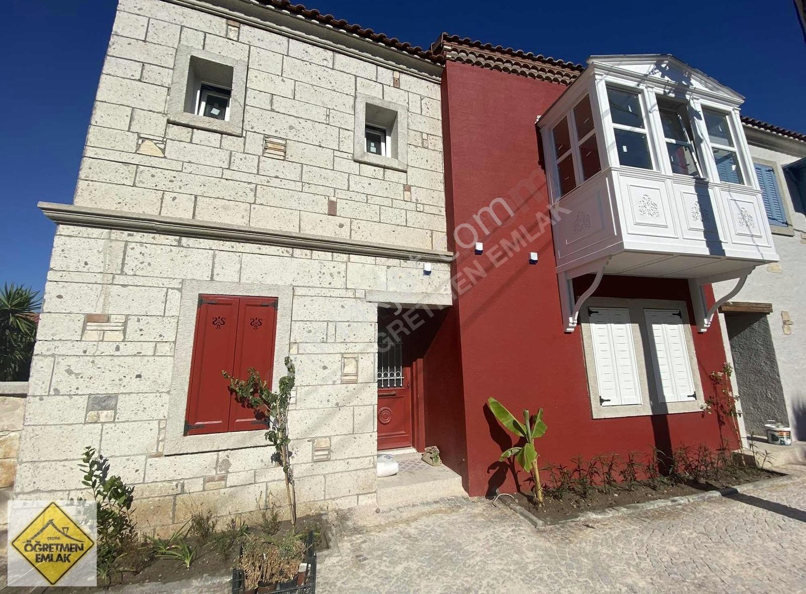 Çeşme Dalyan Da Full Deniz Manzaralı Dubleks Lüks Daireler
