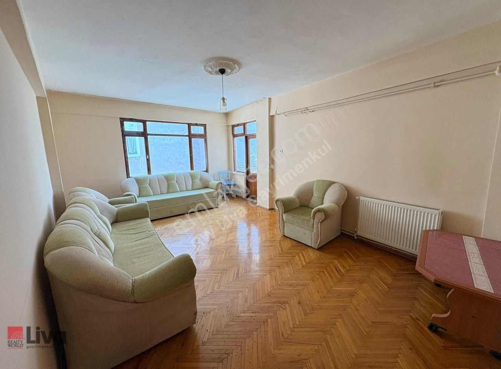 Liva'dan Hisariçi Mahallesinde 2+1 Kiralık Daire