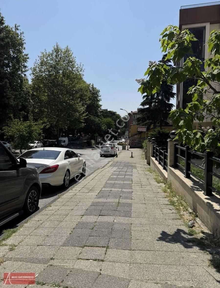 Acıbadem Cad.20m Mesafede 4 Yıllık Bina Şahane Konumlu 2+1 70m²