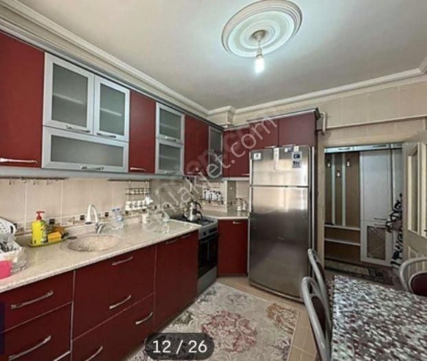 Turanlar Gayrimenkul'den Üniversite Mahallesi'nde Eşyalı Satılık 3+1 Daire