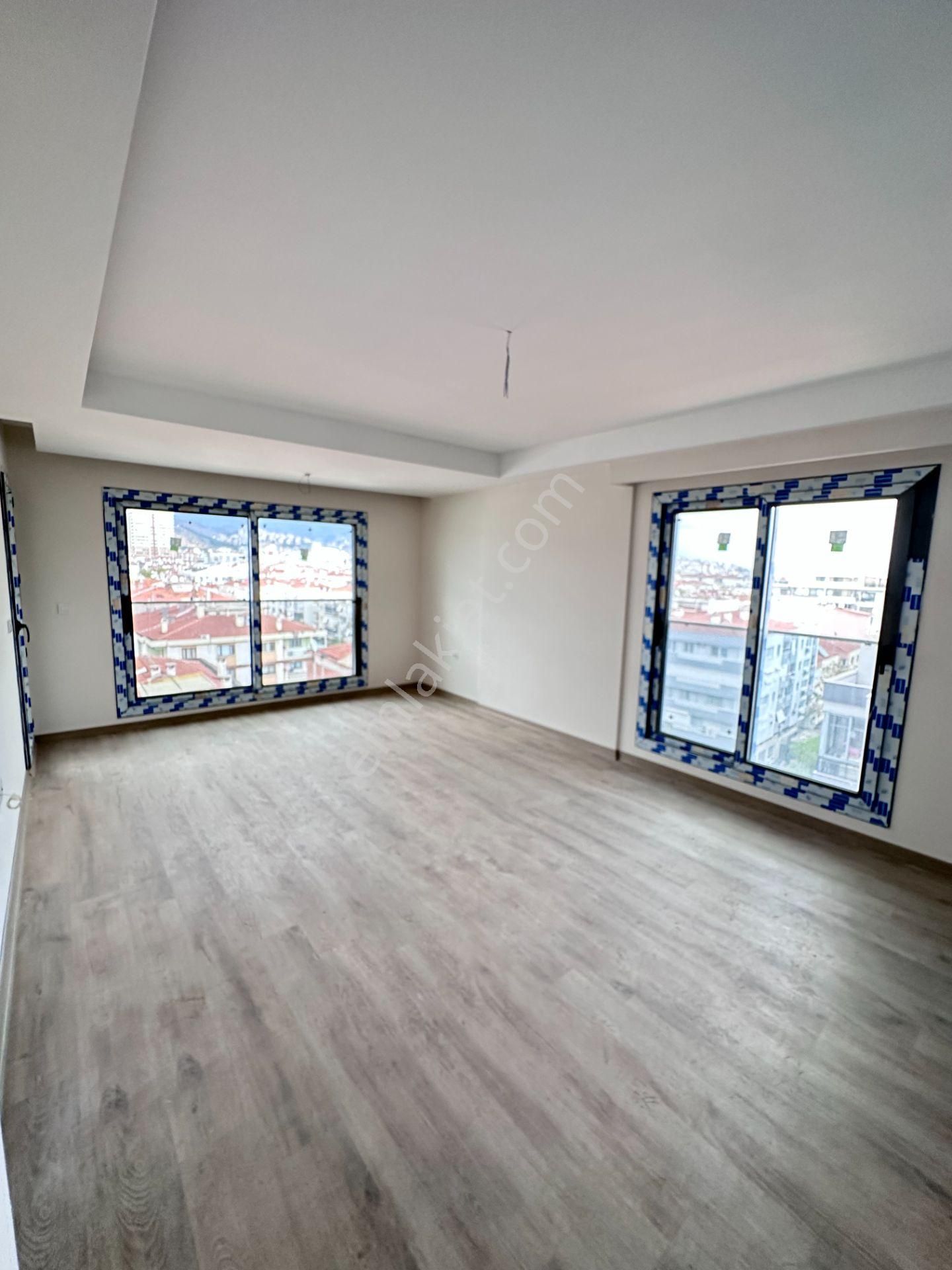 Mert Uçar'dan Satılık Karşıyaka Merkez De Sıfır 2+1 Daire - Görsel 21