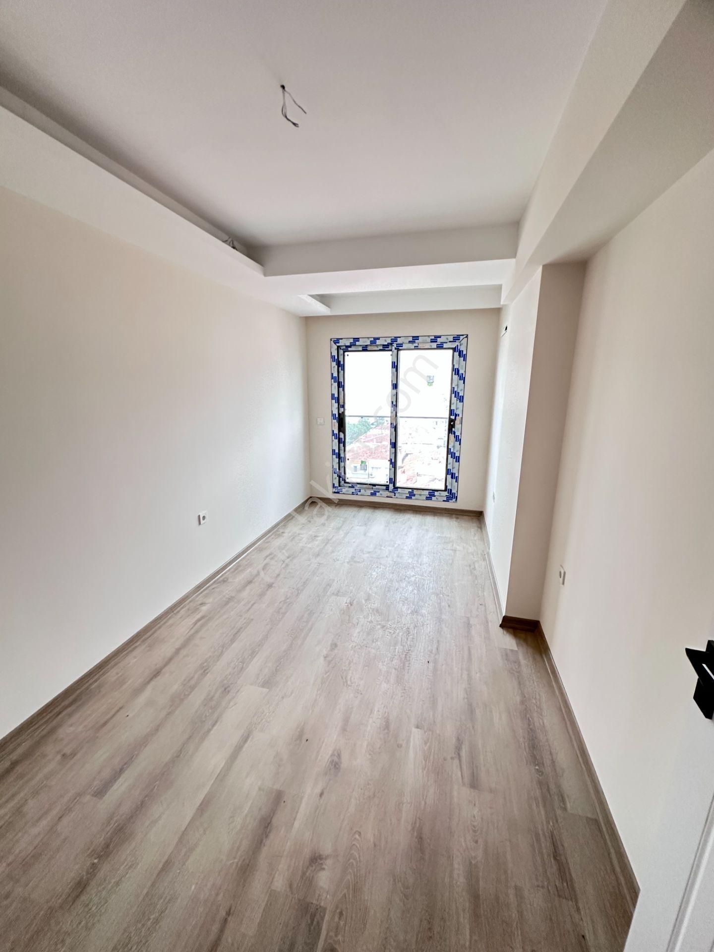 Mert Uçar'dan Satılık Karşıyaka Merkez De Sıfır 2+1 Daire - Görsel 9