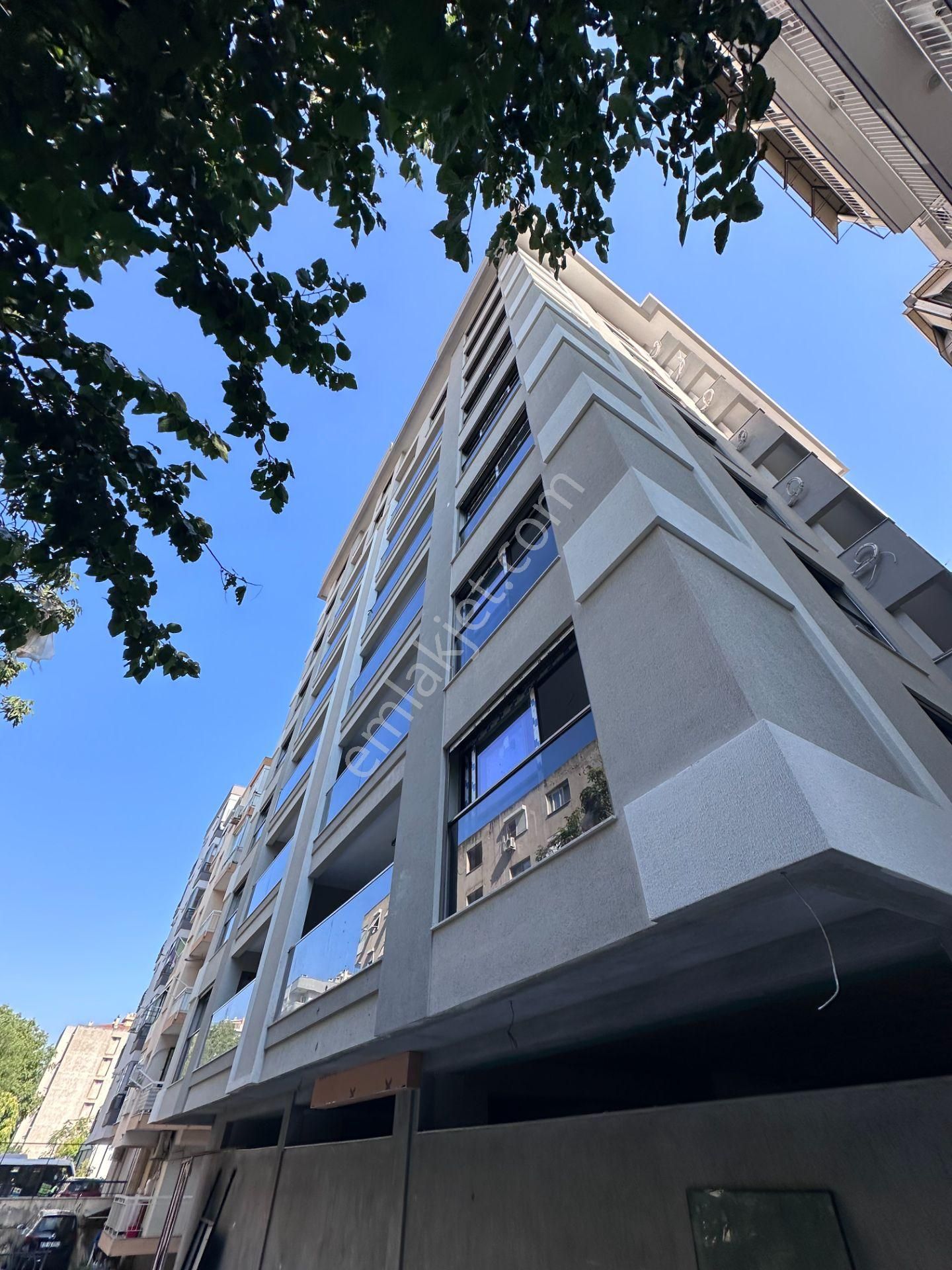 Mert Uçar'dan Satılık Karşıyaka Merkez De Sıfır 2+1 Daire - Görsel 30