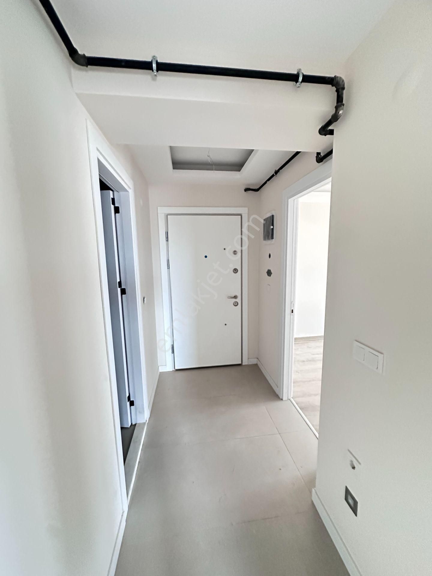 Mert Uçar'dan Satılık Karşıyaka Merkez De Sıfır 2+1 Daire - Görsel 12