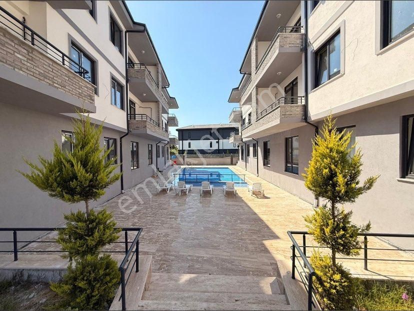 Karasu Aziziye Mah. Havuzlu Site İçerisinde 2+1 Ara Kat Net:75 M2 Sıfır Satılık Daire - Görsel 19