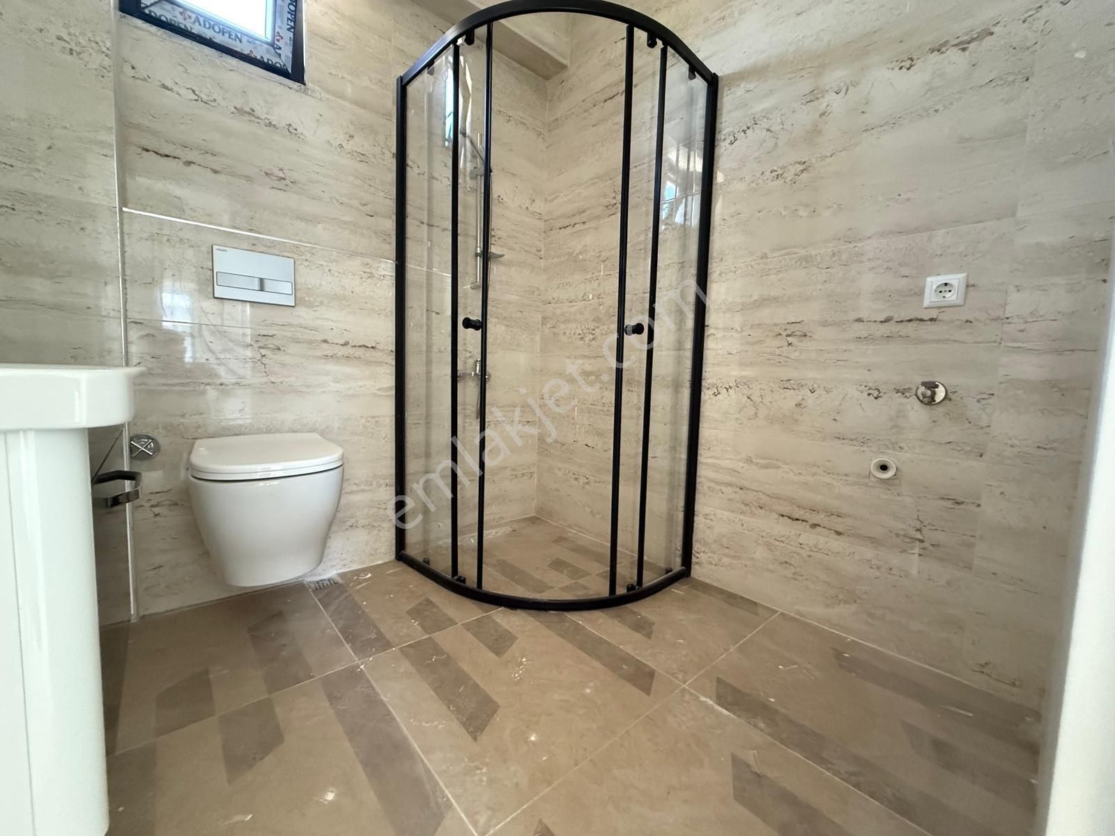 Karasu Aziziye Mah. Havuzlu Site İçerisinde 2+1 Ara Kat Net:75 M2 Sıfır Satılık Daire - Görsel 14