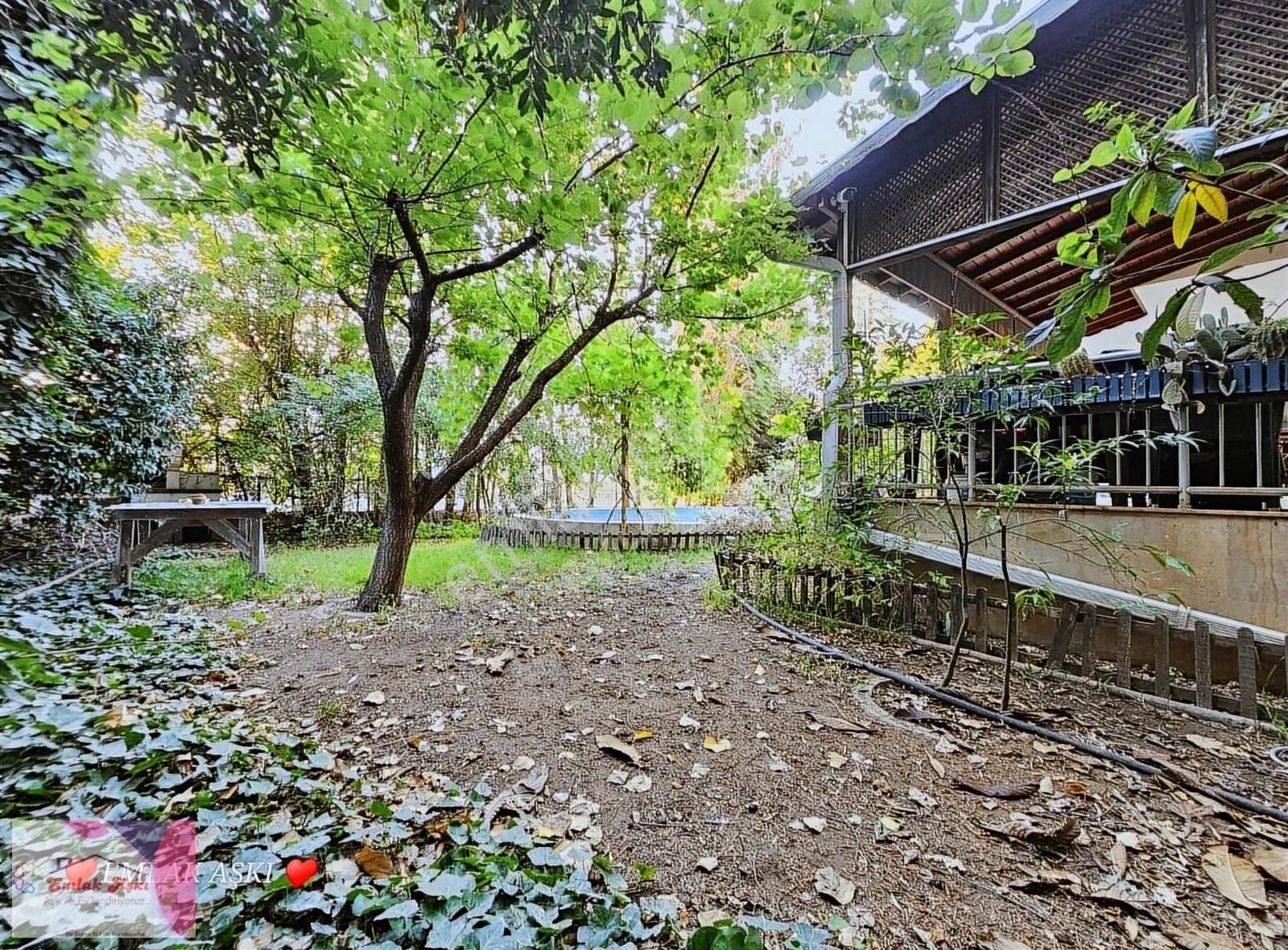 Ali Demir Den 700 M2 Arsa İçinde Tribleks Havuzlu Acil Satilik - Görsel 9