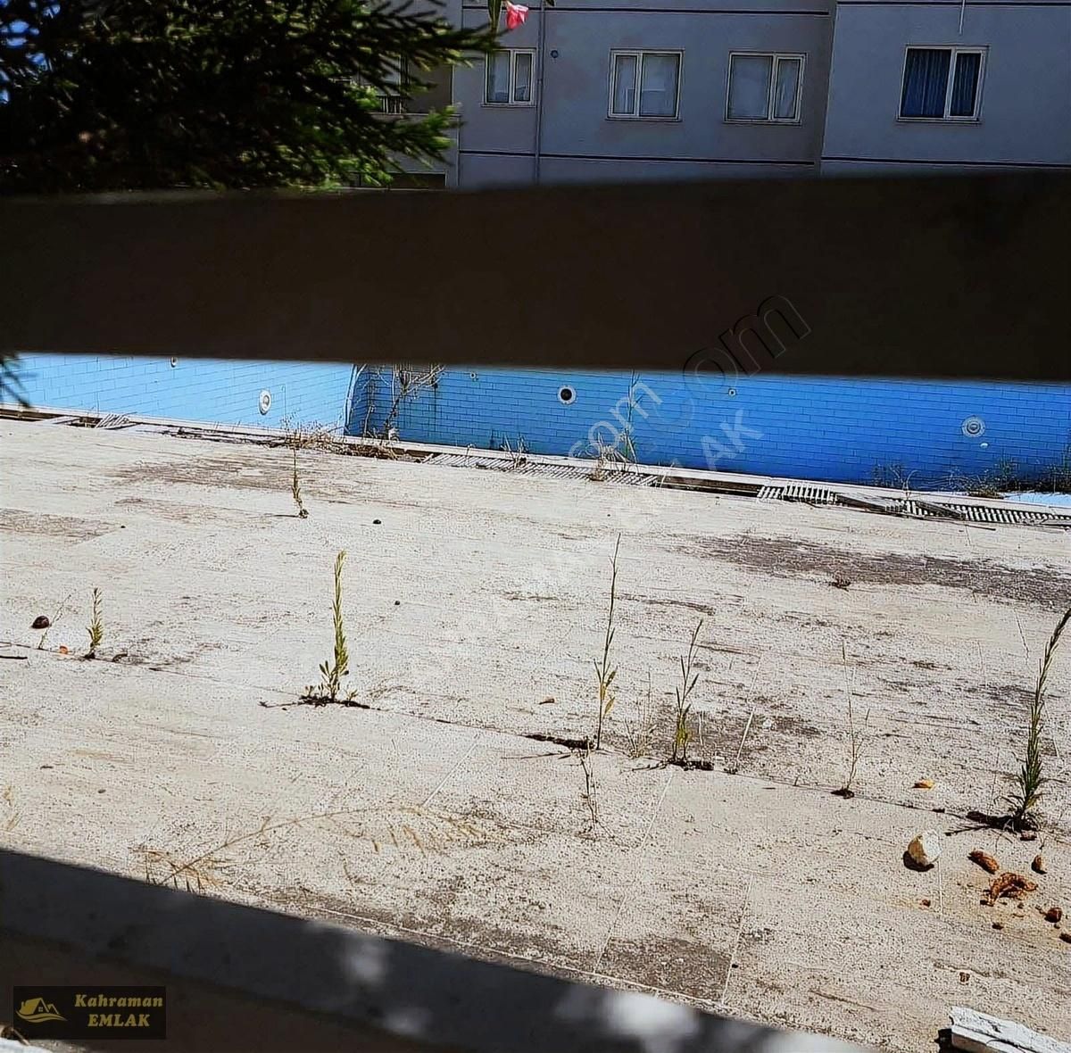 Çınarcıkta Havuzlu Site İçinde Deniz Manzaralı Daire - Görsel 6