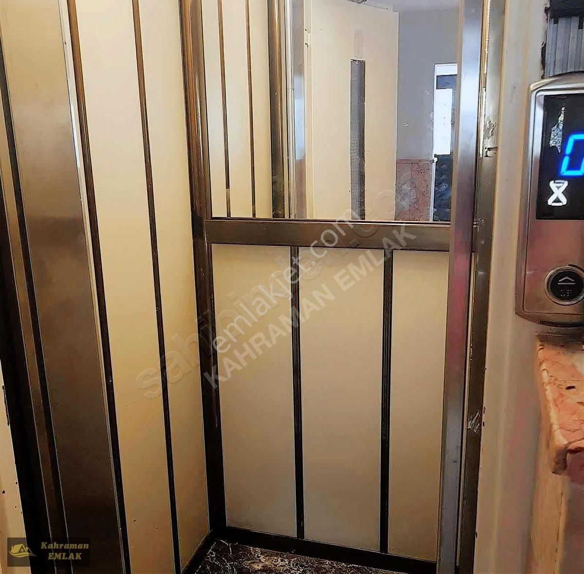 Çınarcıkta Havuzlu Site İçinde Deniz Manzaralı Daire - Görsel 25