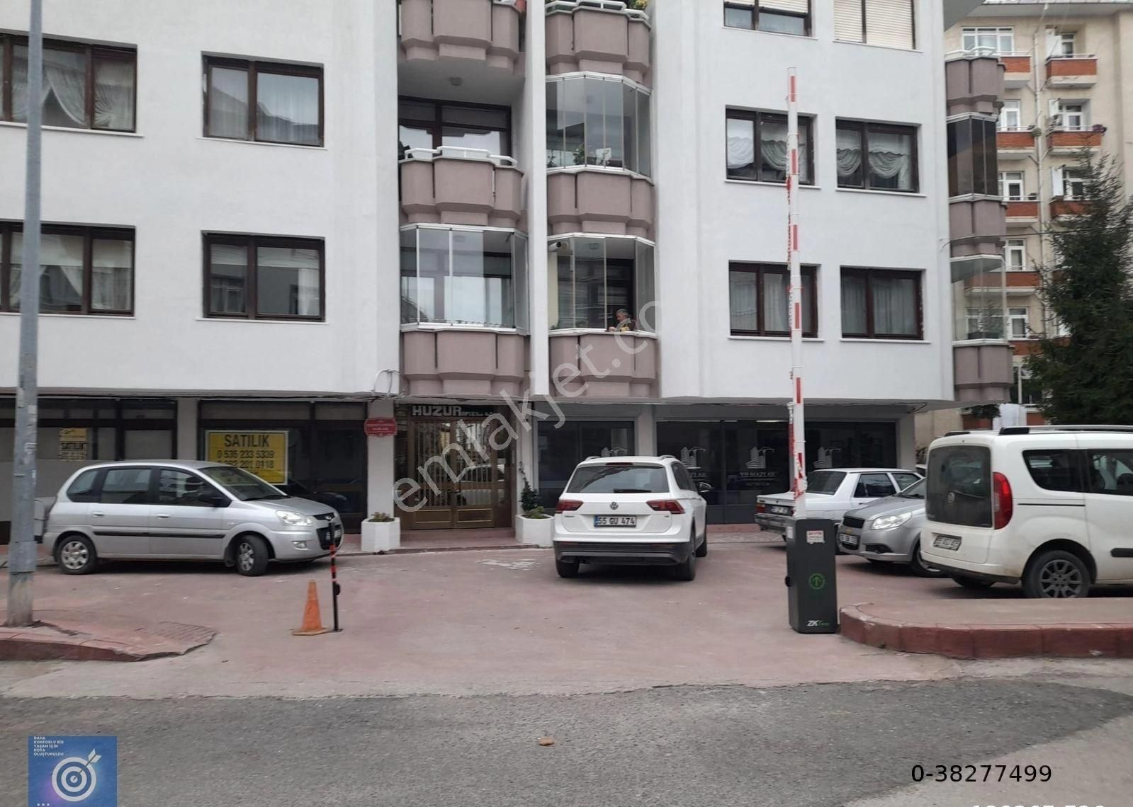 Sezgin Aslan'dan Huzur Sitesinde Satılık Daire