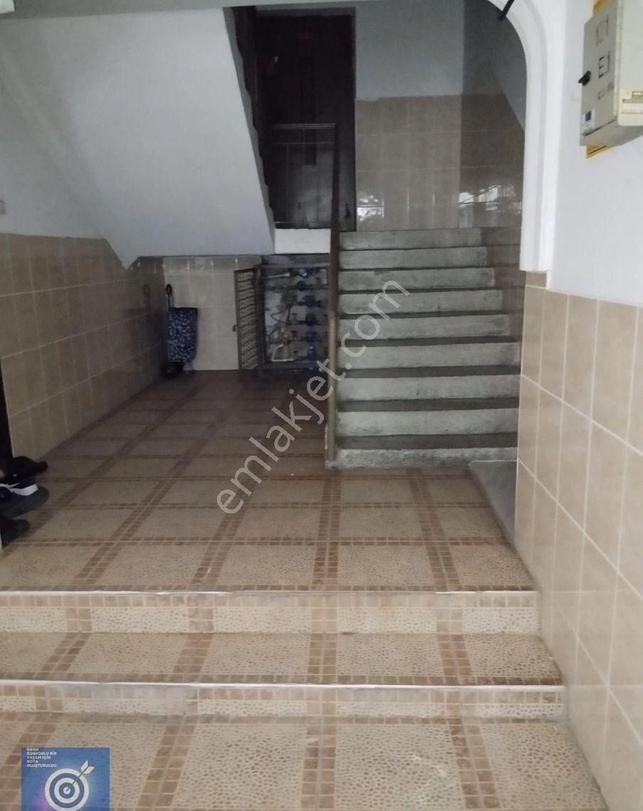 Sezgin Aslan'dan Fevzi Çakmak Mah. Satılık Ara Kat Daire