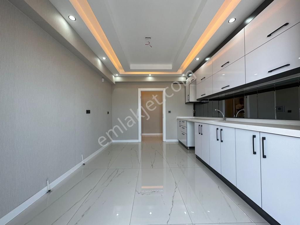 Bağlum Noterin Karşısın'da Okula Caddeye Yakın Lüx Yapılı Daire - Görsel 18