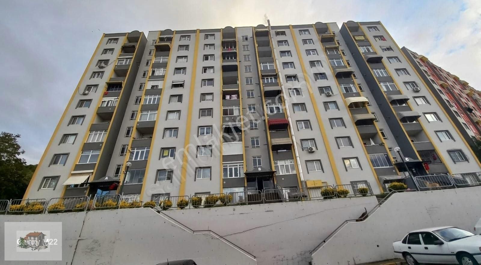 Yuvam Akarca 2+1 İçi Yapılı Ara Kat Satılık Daire.