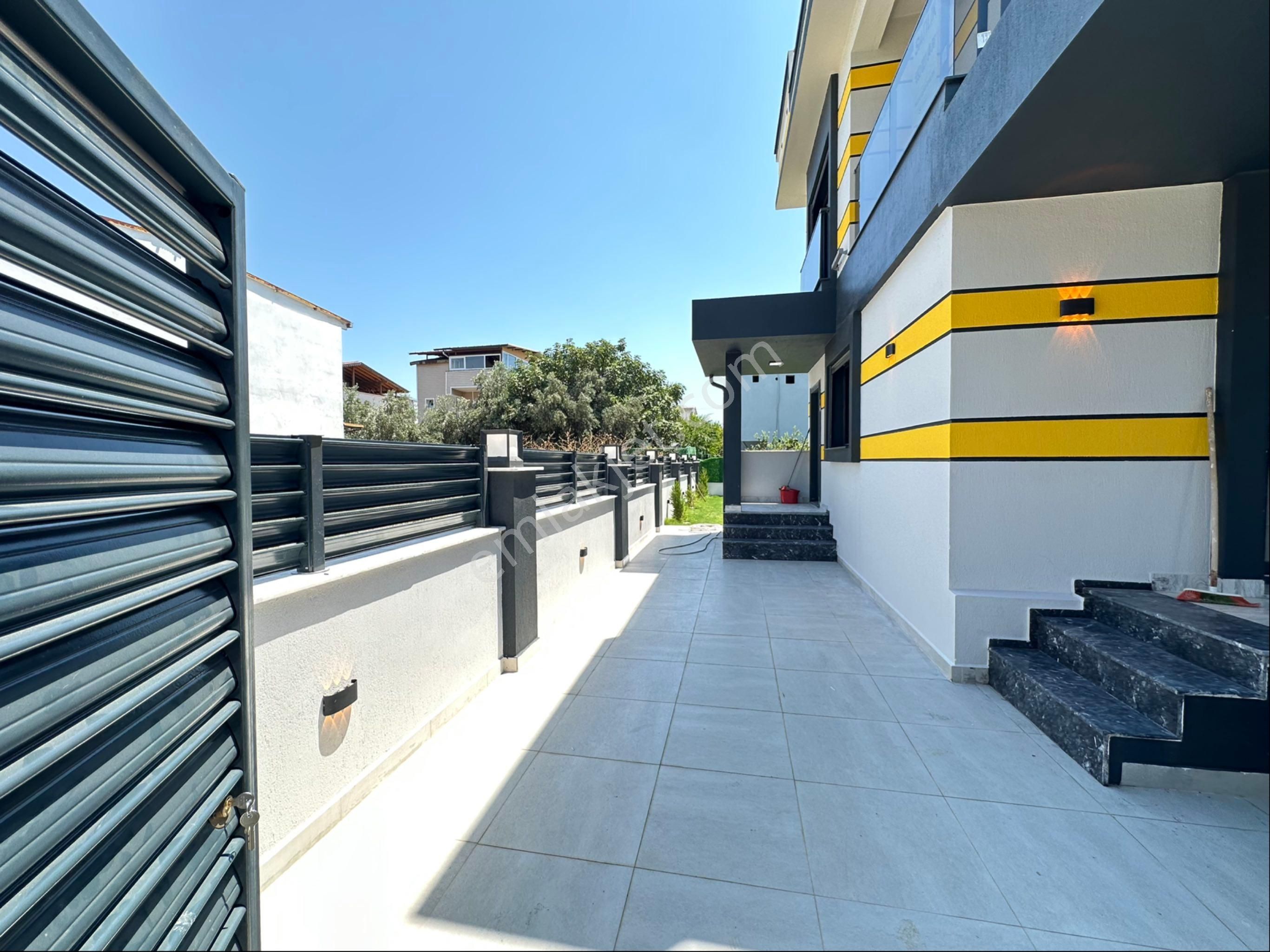 İzmir Seferihisar Doğanbey De Satılık Bahçeli 3+1 Müstakil Villa - Görsel 3