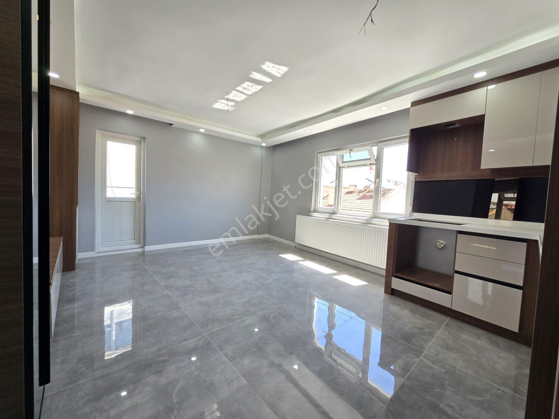 Elvankent Atakent Mah 3+1 Full Yapılı Isı Yalıtımlı Katta Daire