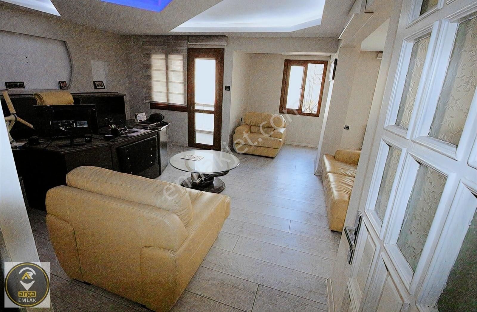 Arga'dan Menderes Cd. Üzeri Satılık Daire (işyeri) - Görsel 2