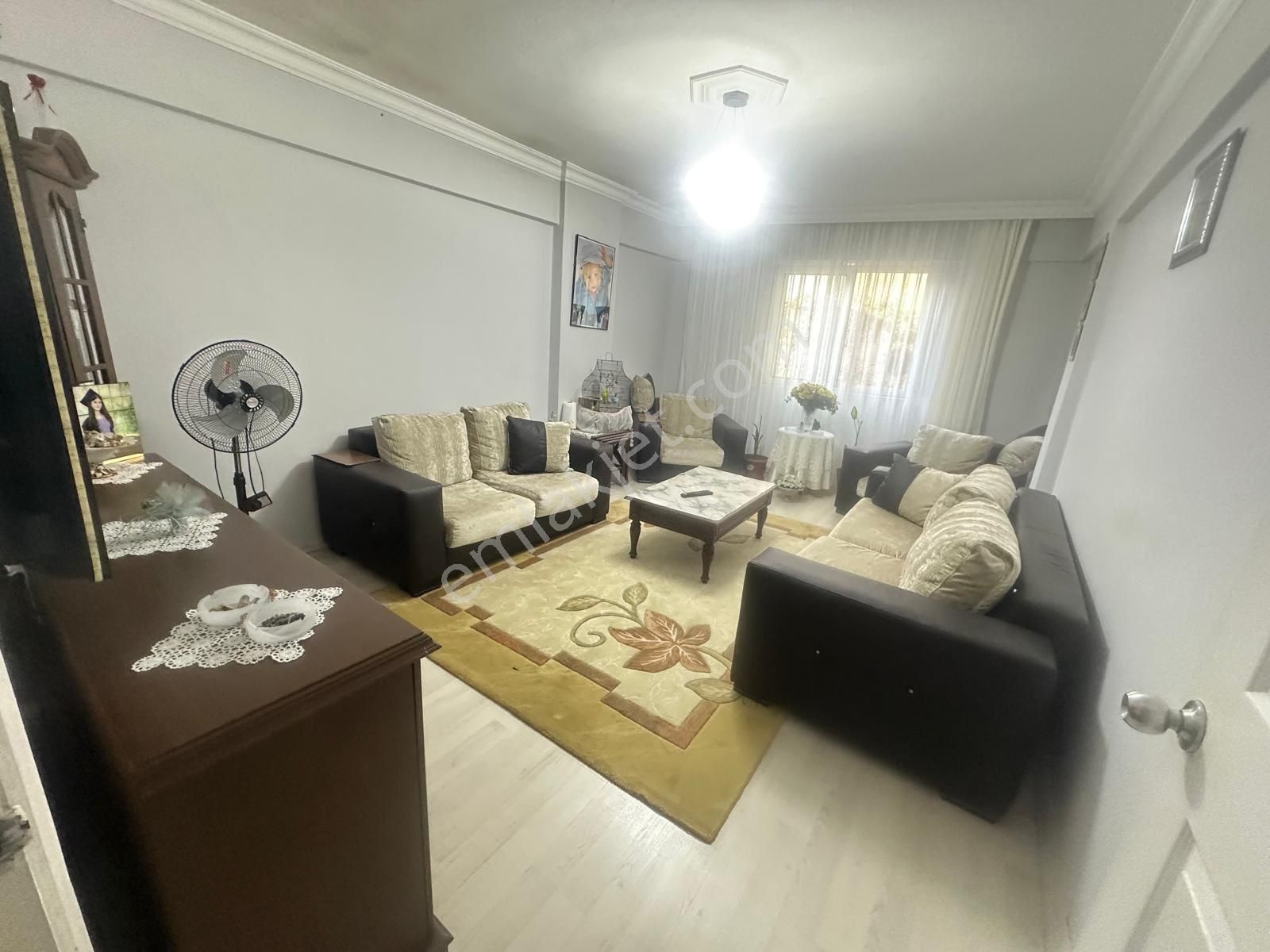 Hastahane Yakını Otoparklı Genç Bina Arakat 3+1