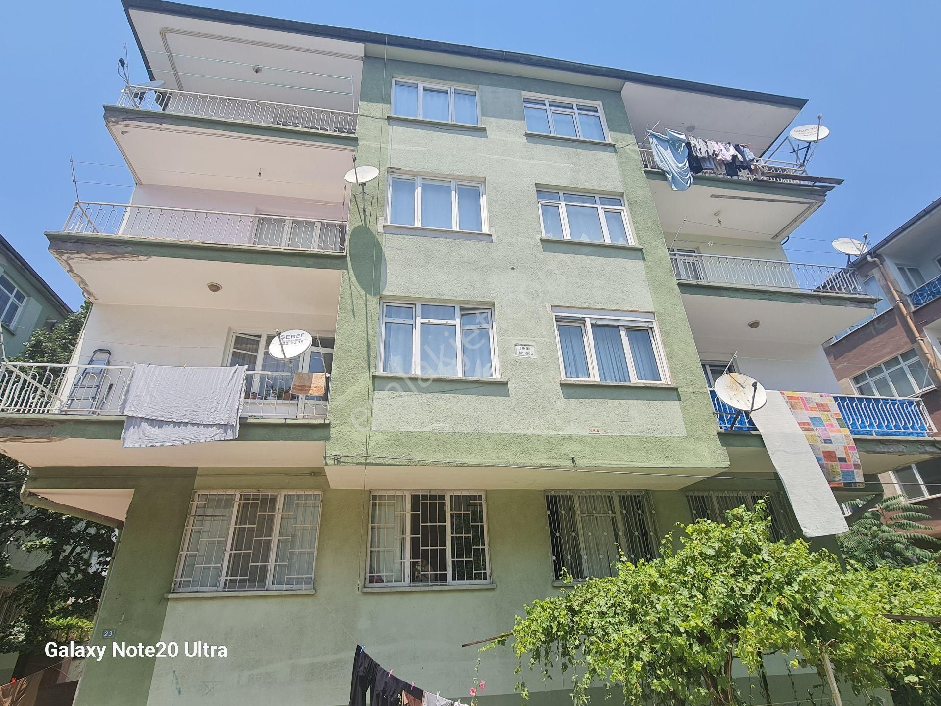 Fevziçakmak Mahallesinde Üç Cephe 3+1 Satılık Daire