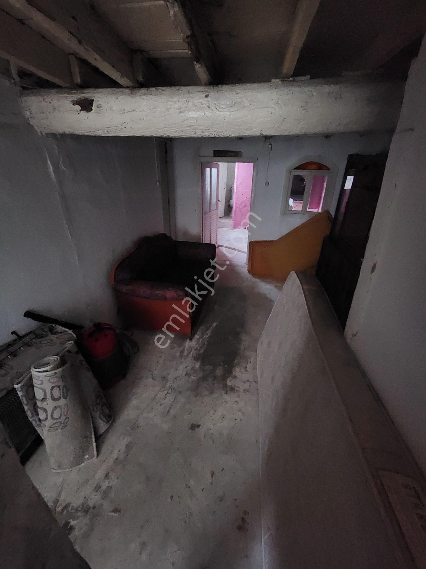 Ayvalık 'ın Kalbinde, Tarihi Dokusuyla Benzersiz Bir Yaşam - Görsel 8