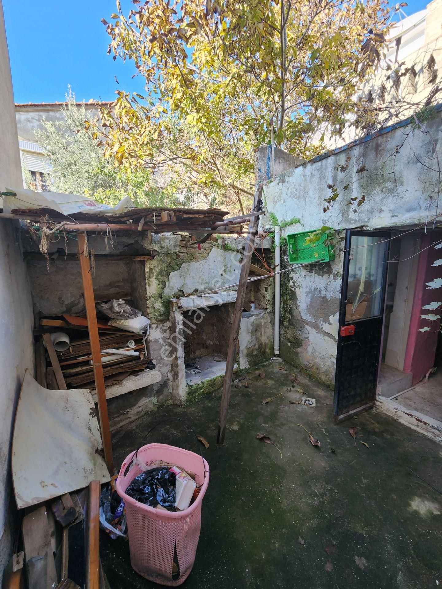 Ayvalık 'ın Kalbinde, Tarihi Dokusuyla Benzersiz Bir Yaşam - Görsel 23