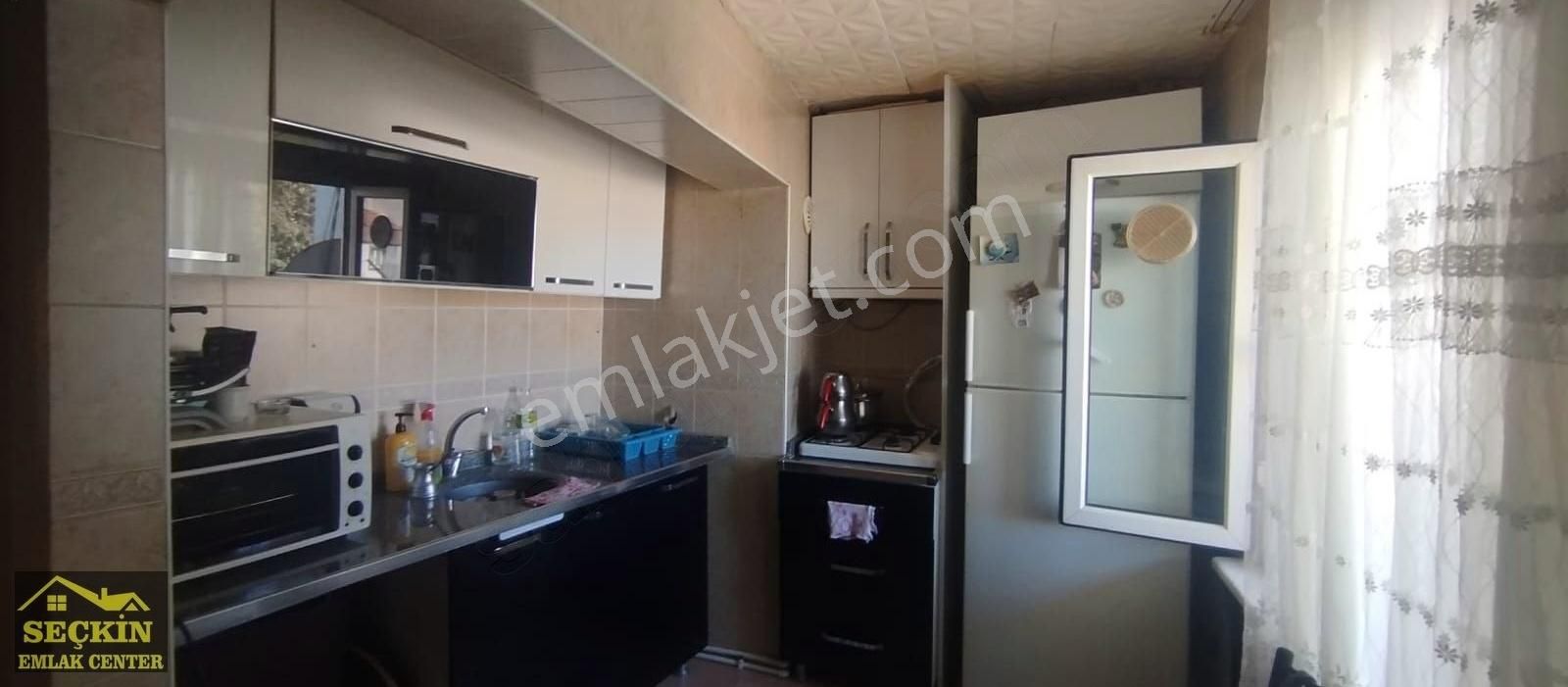 Dere Mahlesinde Satılık 2+1 Daire