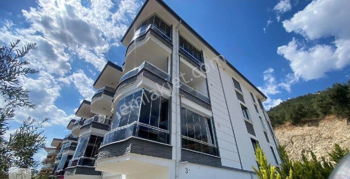 Altınoluk Yüksek Giriş 3+1 Ayrı Mutfaklı Full Manzaralı Kaloriferli Denize 200 Metre Satılık Daire
