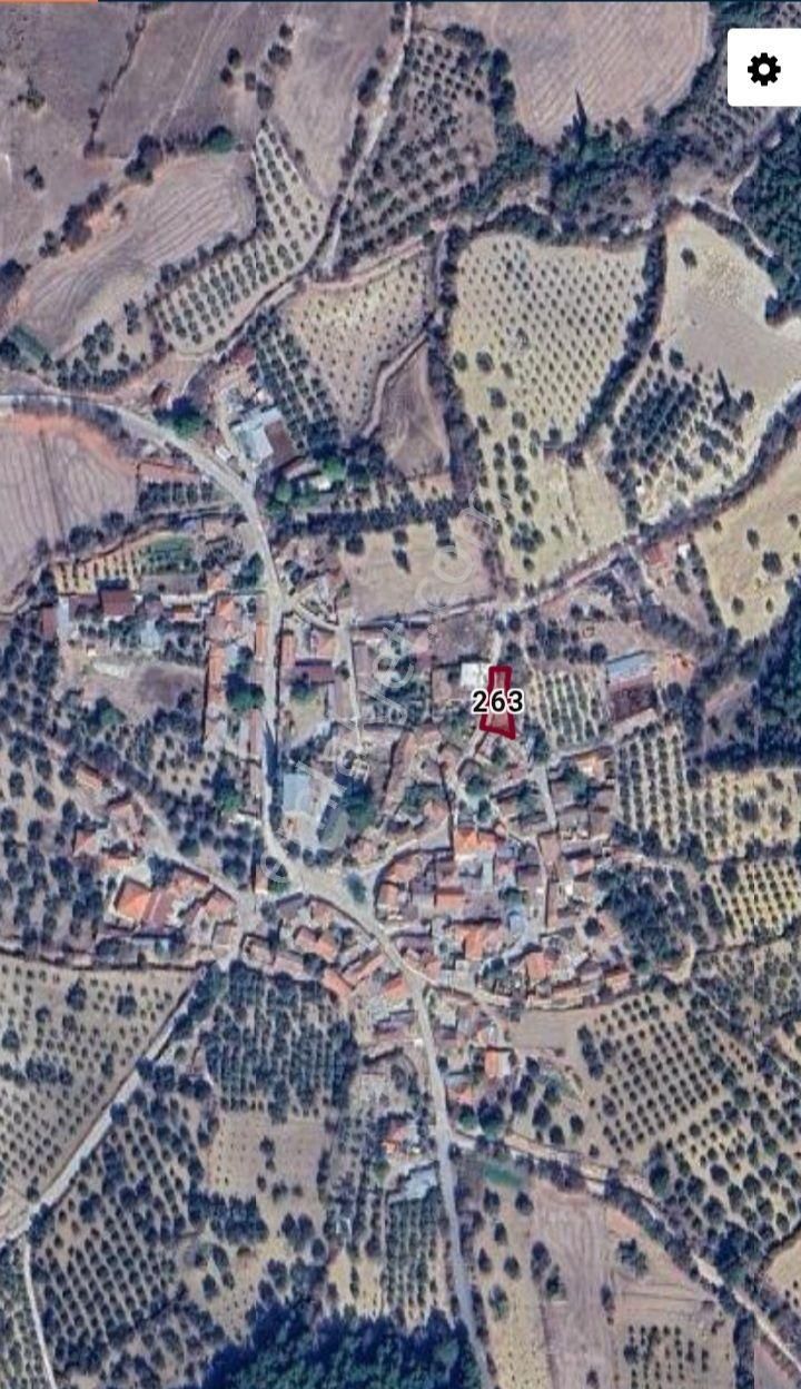 İzmir Kınık Değirmenceli Köyü'nde Satılık Arsa