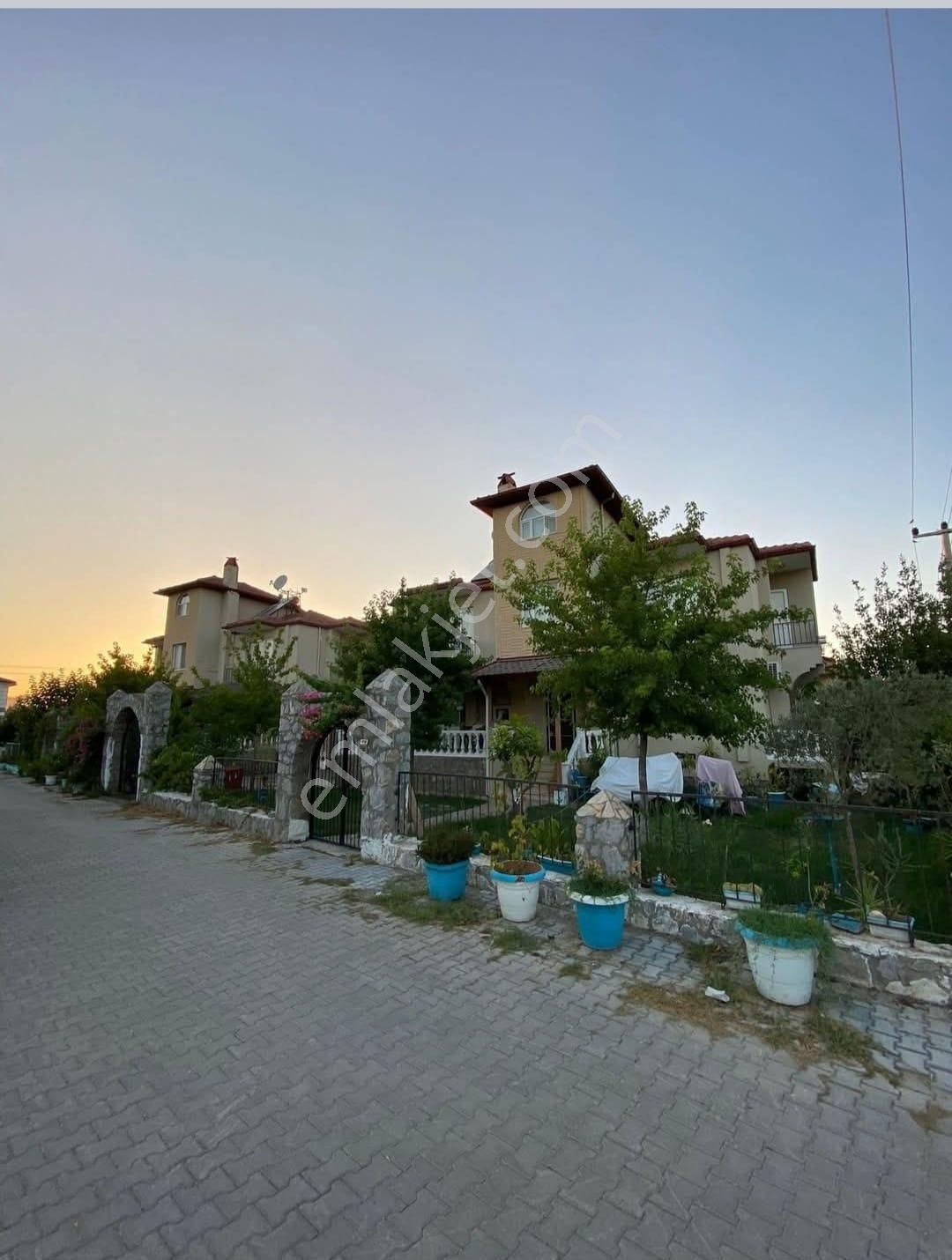 Dalaman Karaçalı Mahallesi 2 Adet Villa