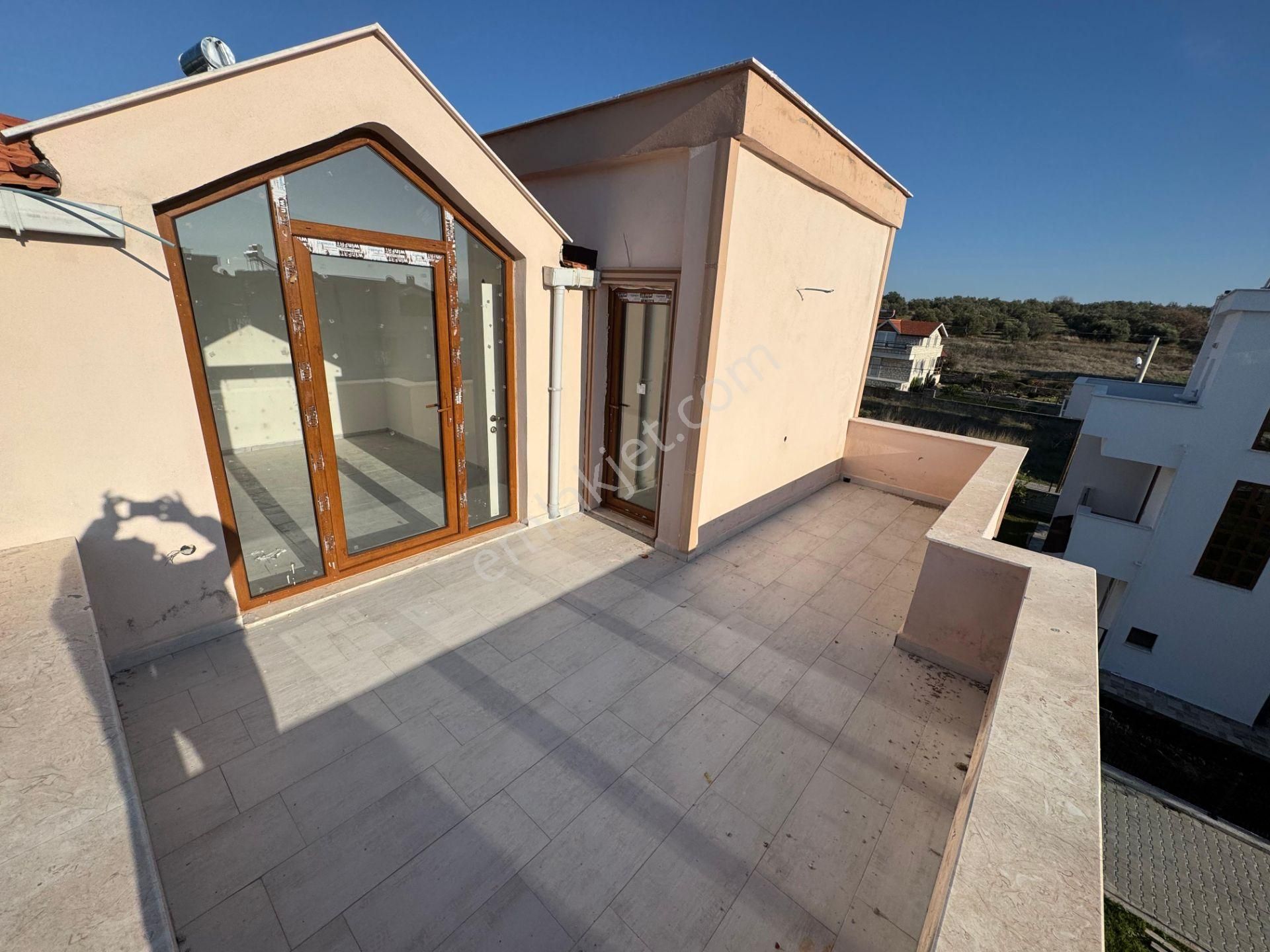 İzmir Dikili Salihleraltı Havuzlu Deniz Manzaralı Satılık Villa - Görsel 8