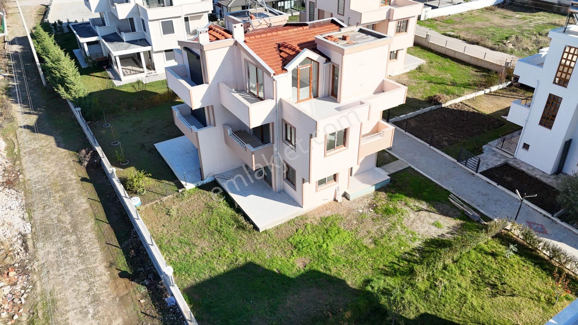 İzmir Dikili Salihleraltı Havuzlu Deniz Manzaralı Satılık Villa - Görsel 12